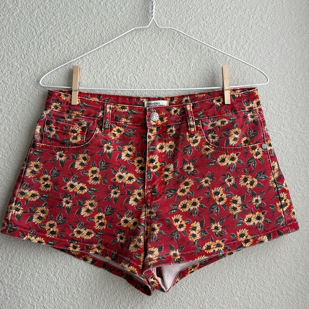 FOREVER 21 HIGH WAISTED SUNFLOWER SHORTS